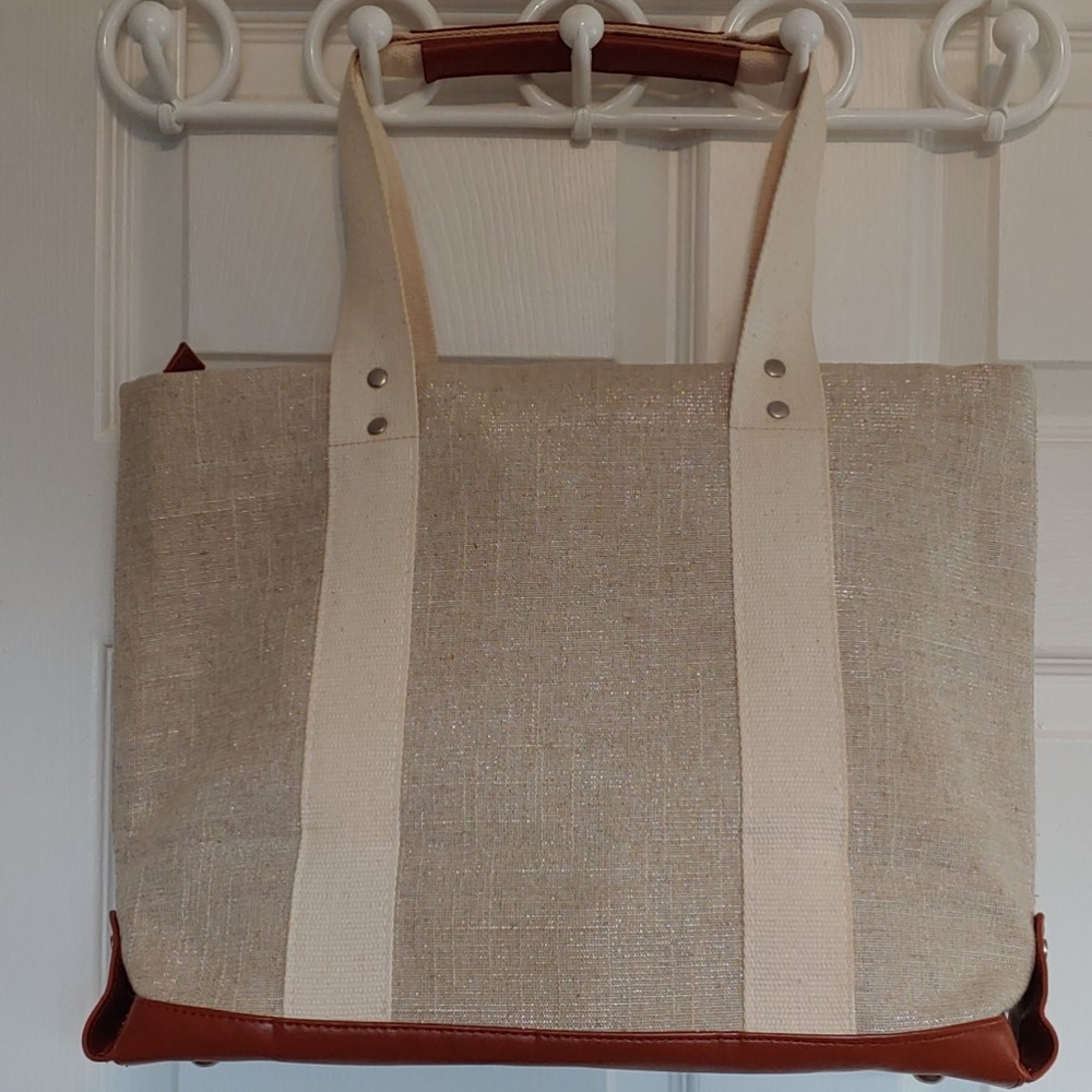 🛁 NWOT Bath & Body Works Tote Bag